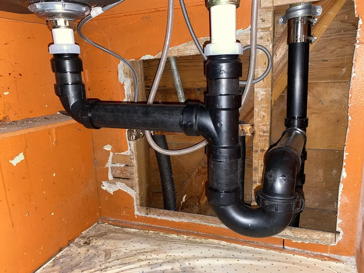 Professional Pipe Bursting equipment and tools on the job in Harbour Heights